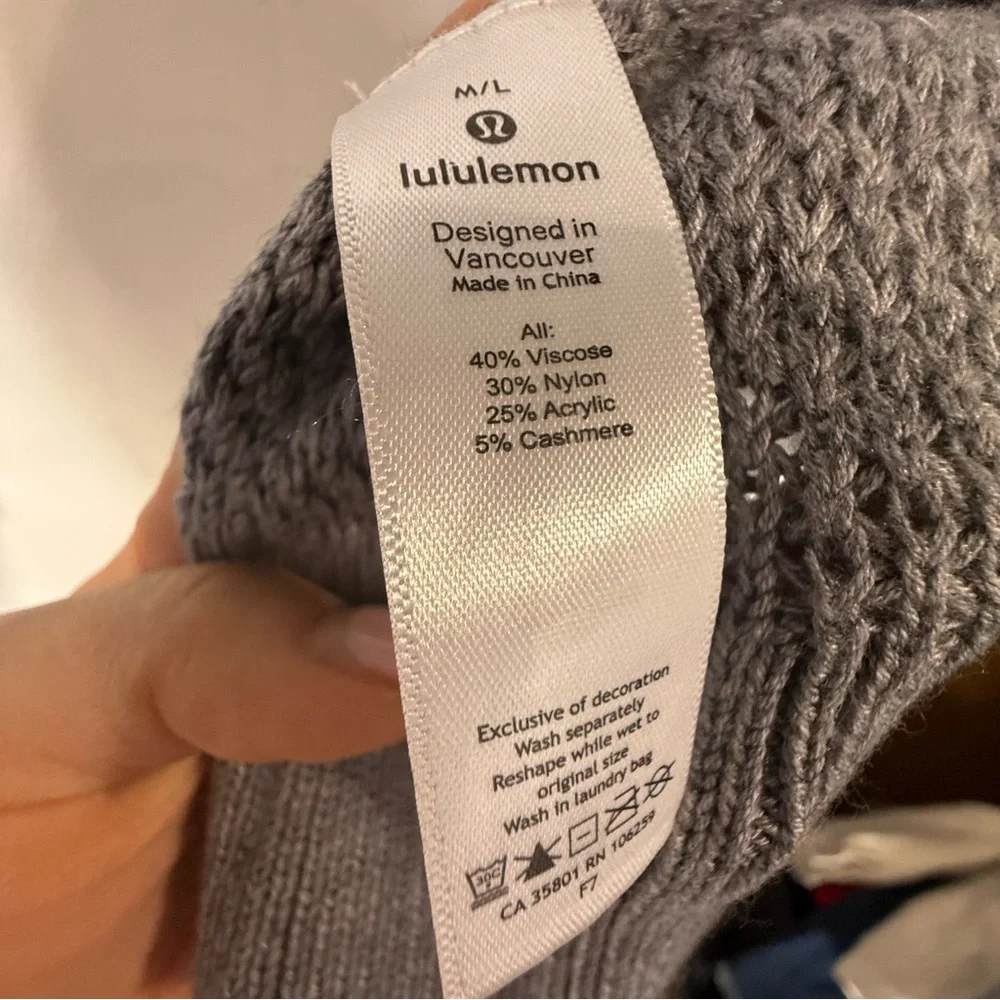 Lululemon Cashmere Blend Softer Still Wrap Full Zip Knit Cardigan Size M/L Gray